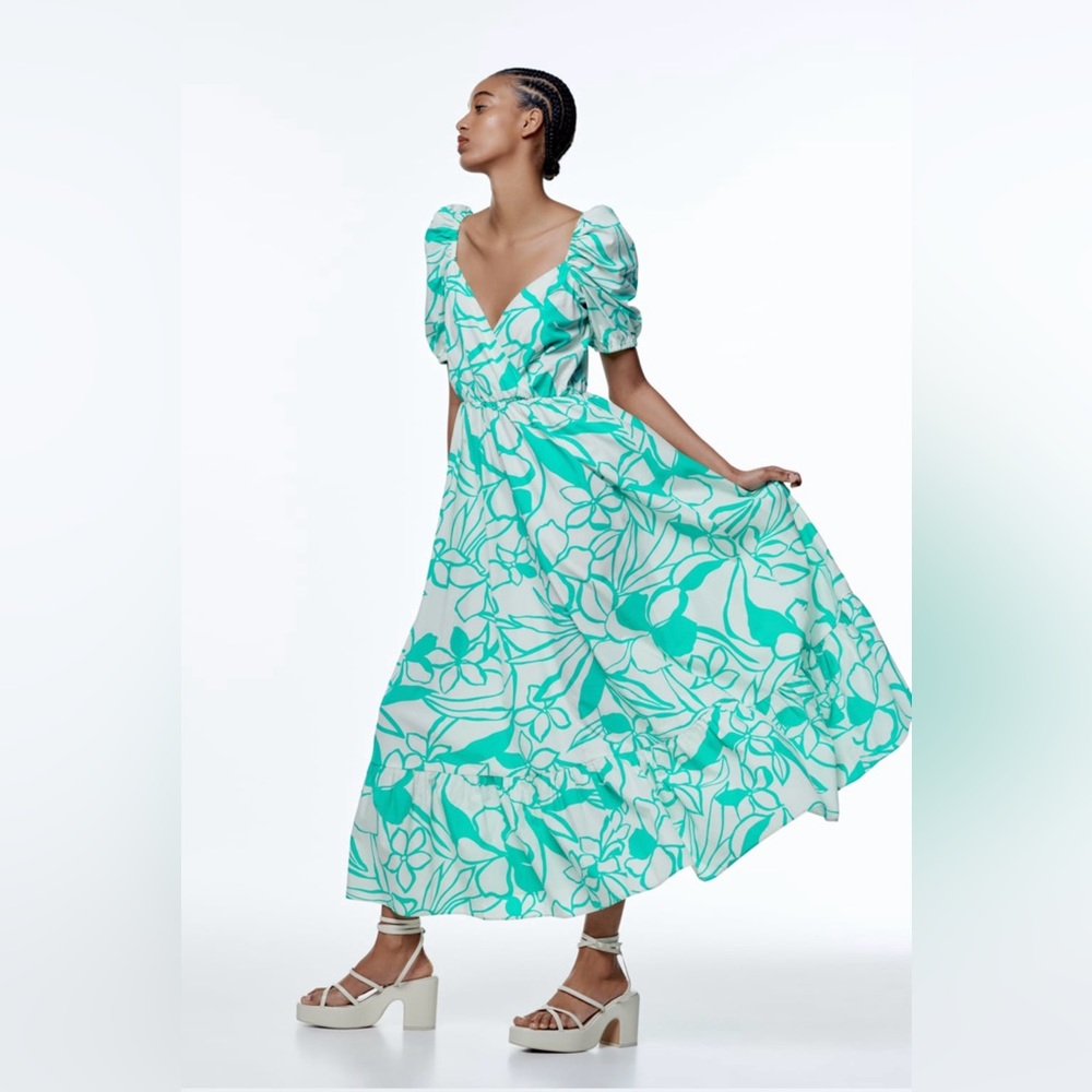 Zara Printed Poplin Dress. Small